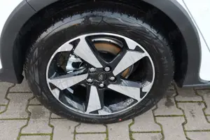 Ford Focus Active X 1.0 EcoB. ACC PANO 4,99% FIN* AHK Bild 3