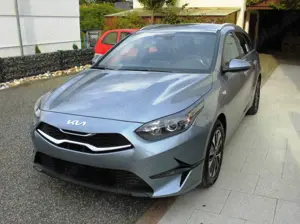 Kia Ceed SW / cee'd SW 1,5  Modell 25 mit Navi, PDC, Kamera, Sitzheizung