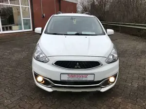 Mitsubishi Space Star Cross Edition+ 1.2 l Navi Ganzjahresreifen Bild 2