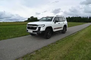 Toyota Land Cruiser 3.5 Twin Turbo GR-S NESTLE OFFROAD