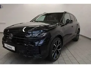 Volkswagen Touareg 3.0 TDI V6 4Motion R-Line Black Style Bild 2