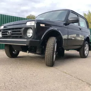 Lada Niva "PREMIUM PLUS" KLIMA! Sitzheiz.! el. Spieg!