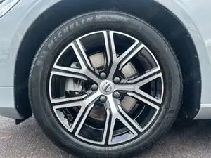 Volvo V60 B4 Mild-Hybrid Core LED Bild 2