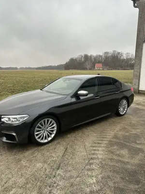 BMW M550 M550 i xDrive Bild 2