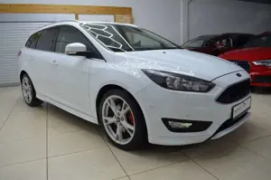 Ford Focus 1.5 Titanium Sport-Paket ~Leder~Navi~LED Bild 4