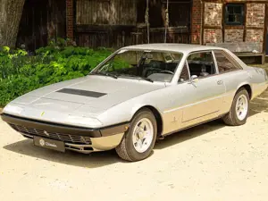 Ferrari 365 365 GT4 2+2 Bild 3