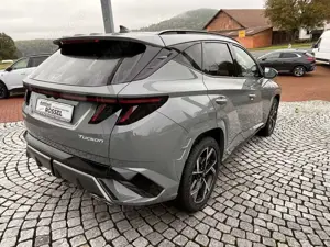 Hyundai TUCSON 1.6 T-GDI N-Line Mild-Hybrid  Alu 19" Navigation Bild 4