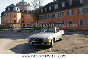 Mercedes-Benz 560 SL W107