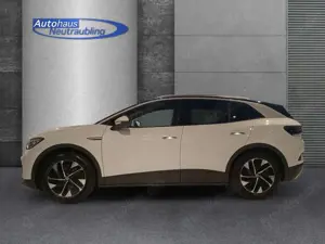 Volkswagen ID.4 52 KWh "PURE PERFORMANCE STYLE" 170 PS +NAVI+REARV Bild 3