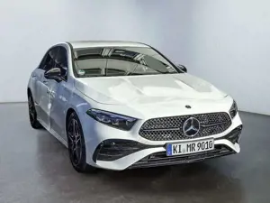 Mercedes-Benz A 200 d Kompakt AMG NIGHT MULTI AHK DISTR KAMERA