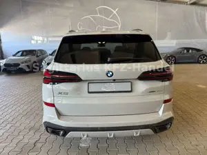 BMW X5 40d/M Sp.Pro/Kreide/M Sitz/Massage/BW/AHK/22 Bild 5