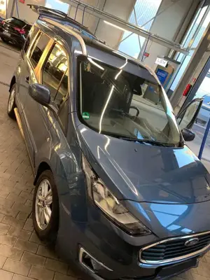 Ford Tourneo Connect Grand Tourneo Connect 1.5 Titanium Bild 3