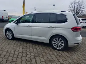 Volkswagen Touran Highline BMT/Start-Stopp //7 SITZER// HIGHLINE Bild 5