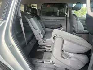 Kia EV9 76,1-kWh-Batterie *V2L*7Sitze*Navi*DigitalKey Bild 5