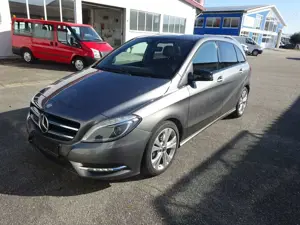 Mercedes-Benz B 220 B 220CDI Sportpaket 7 G-Tronic Navi Xenon AHK