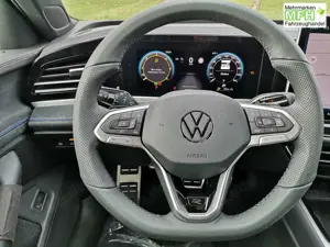 Volkswagen Passat Variant 2.0 TDI 142 kW 4Motion R-Line DSG Head Up AHK N... Bild 5