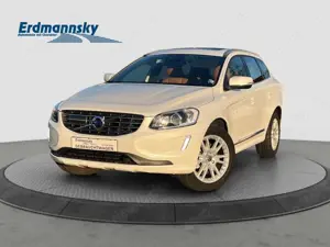 Volvo XC60 T5 Summum AWD/Navi/Xenon/AHK/Pano/StHz/Kam Klima