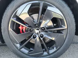 Skoda Octavia Kombi RS ABT 2.0TSI Pano Matrix Area AHK Sound GV5 Bild 5