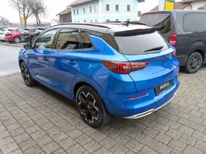 Opel Grandland X Grandland 1.6 Ultimate Hybrid4x4 **Nightvision** Bild 5