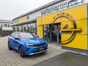 Opel Grandland X Grandland 1.6 Ultimate Hybrid4x4 **Nightvision** Bild 2