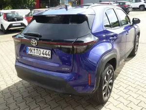 Toyota Yaris Cross 1.5H Teamplayer+Winterpaket+Safety-Paket Bild 4