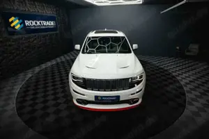 Jeep Grand Cherokee 6.4 SRT V8 *Unfallfrei*Pano*COC* Bild 3