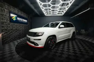 Jeep Grand Cherokee 6.4 SRT V8 *Unfallfrei*Pano*COC* Bild 2