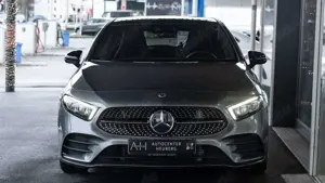 Mercedes-Benz A 220 4MATIC AMG LINE *PANO*SPUR*NAVI*SHZ* Bild 2