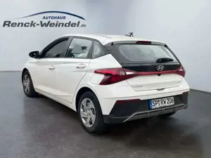 Hyundai i20 Select 1.2 Benzin Navi Apple CarPlay Android Auto Bild 3