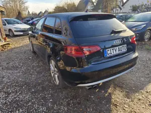 Audi A3 S line Sportpaket quattro/Standheiz/Teilleder Bild 3