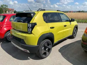 Fiat Grande Panda Elektro La Prima 44 kWh 113PS Bild 3