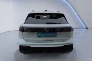Volkswagen Tiguan R Line 2.0 TDI 4MOTION DSG AHK+STHZ+PANO+ Bild 5