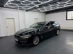 BMW 530 d xDrive *G31*LED*R.KAM*AHK*SAPHIRSCHWARZ*
