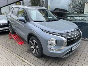 Mitsubishi Outlander 2.4L PHEV Intro Edition Bild 2