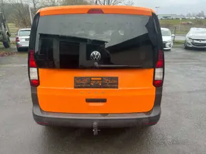 Volkswagen Caddy Kombi Kunstleder/AHK Bild 4