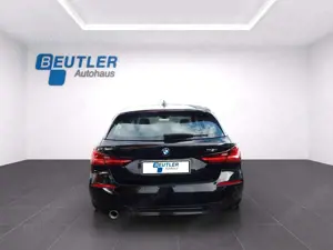 BMW 118 i SportLine 17" Nav LED Sportsitz SH PDC HiFi Bild 3