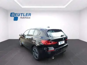 BMW 118 i SportLine 17" Nav LED Sportsitz SH PDC HiFi Bild 2