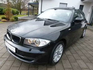 BMW 116 116i [SHZ/PDC/NAVI/AHK]