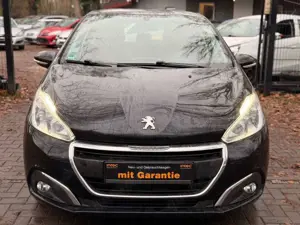 Peugeot 208 1.2 Allure PureTec PDC,SitzH,TüvService Neu