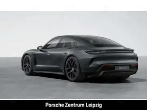 Porsche Taycan Turbo SportDesign HA-Lenkung InnoDrive Head-Up BOS Bild 3