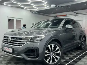 Volkswagen Touareg 4Motion R-LINE/MATRIX/AHK/INNOVISION/21*