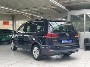 Volkswagen Sharan 1.4 TSI Comfortl. BMT Keyless Sitzh. PDC Bild 4