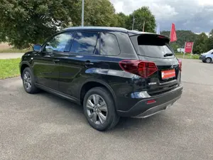 Suzuki Vitara 1.5 Dualjet Hybrid AGS Comfort Bild 4