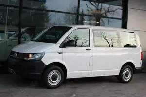 Volkswagen T6 Caravelle Trendline mit Heckflügeltüren