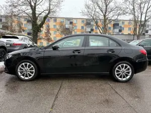 Mercedes-Benz A 250 e Limo AUT~Navi~Spur~DAB~Carplay~