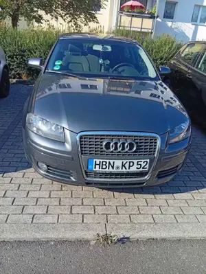 Audi A3 1.9 TDI DPF S Line Sportpaket plus Bild 2