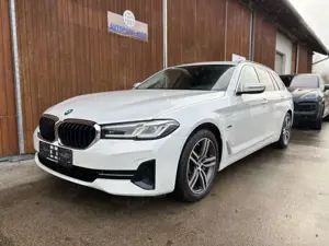 BMW 530 e DrivingAssist Laser AHK Business HiFi Absta