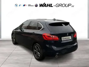 BMW 225 xe Active Tourer Sport Line LED Navi PDC HiFi Bild 3