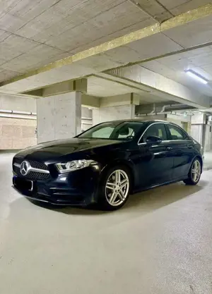 Mercedes-Benz A 180 7G-DCT AMG Line