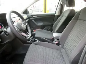 Volkswagen T-Cross 1.0TSI Life Navi/SHZ/PDC/DAB/Sthzg Bild 4